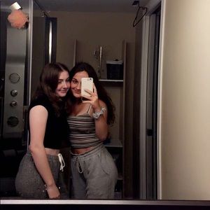 Meet your Posher, Taryn